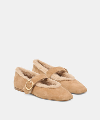 Mella Plush Flat