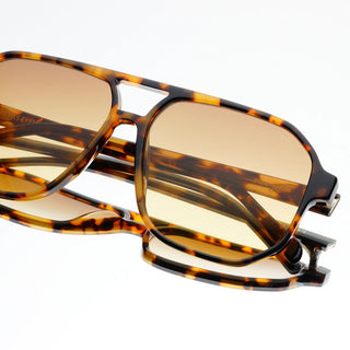 Billie - Tortoise/Brown