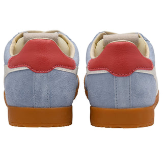 Elan Sneakers