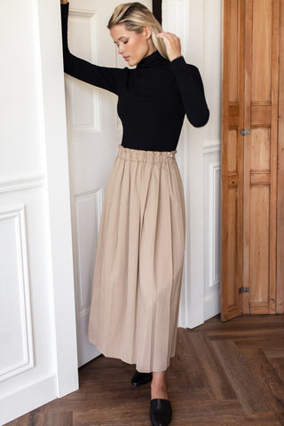 Soft Pleated Maxi Skirt